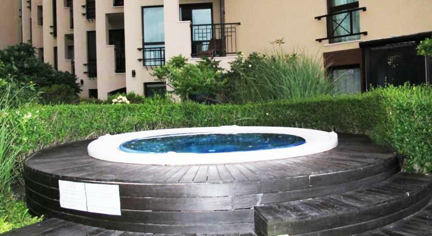 Boutique Studio At Oasis Vip Club Apartment Pantai Sunny Bagian luar foto