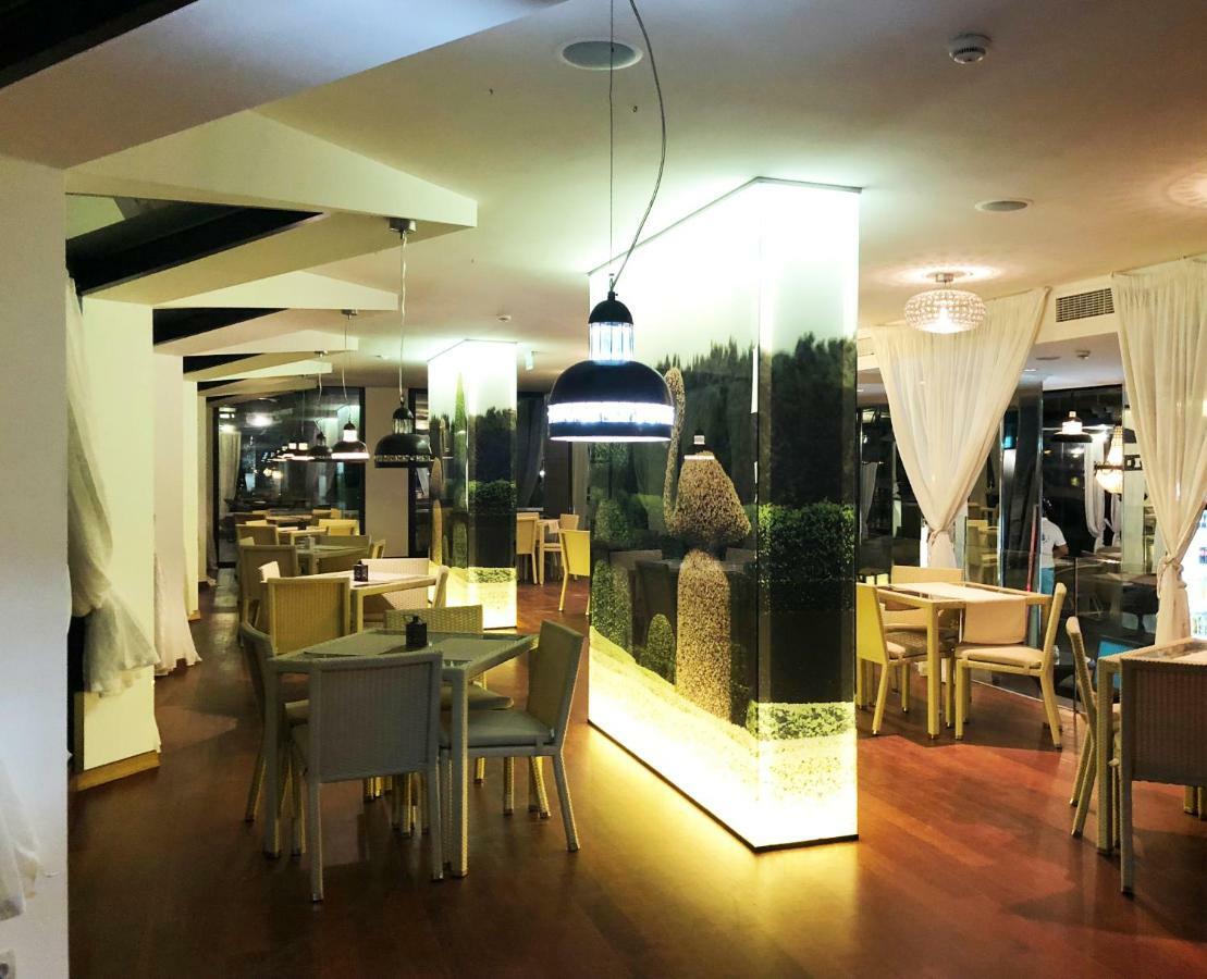 Boutique Studio At Oasis Vip Club Apartment Pantai Sunny Bagian luar foto